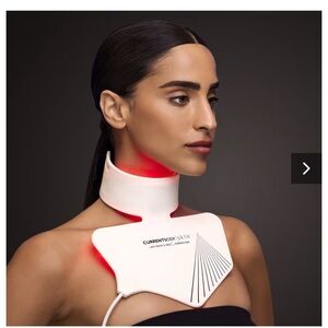 NWT Currentbody Skin LED Neck and Dec Perfecter.